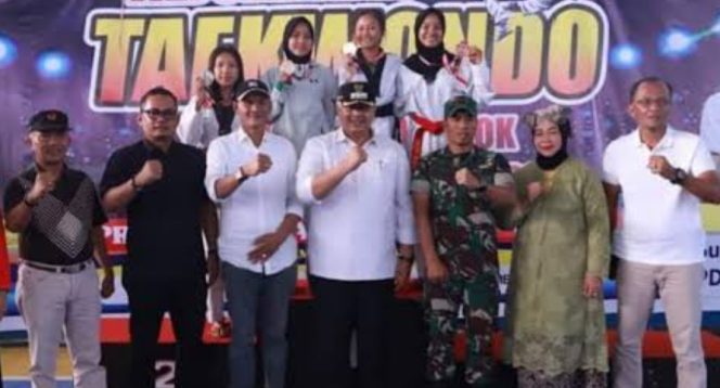 
 Ditutup Walikota, Open Turnamen dan Kejurprov Taekwondo Kota Solok 2023 Sukses Digelar