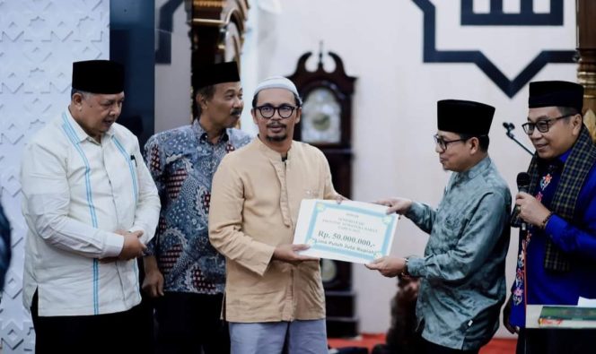 
 Kunjungi Kota Solok, TSR IV Sumbar Berikan Bantuan Rp50 Juta
