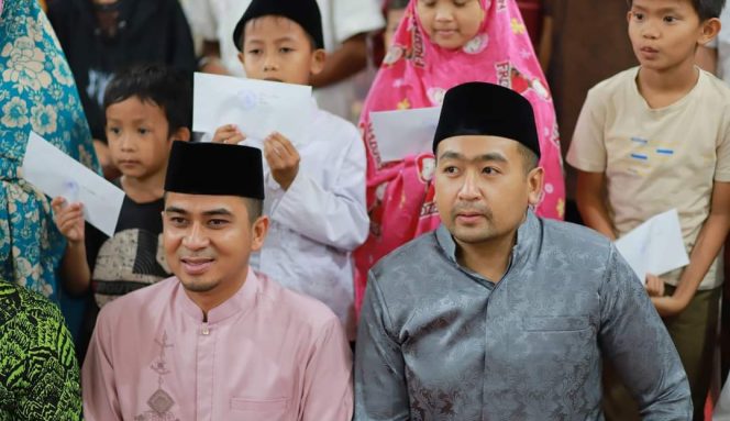 
 Wawako Solok Dampingi Kunjungan TSR Pemprov Sumbar ke Mesjid Al Hikmah Kelurahan Aro IV Korong