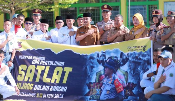 
 Wawako Harapkan Siswa MAN Kota Solok Siapkan Diri Jadi Generasi Terbaik di Masa Depan