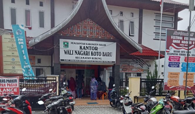 
 Masyarakat Kabupaten Solok Berduka Pasca Dicopotnya Para Walinagari oleh Bupati
