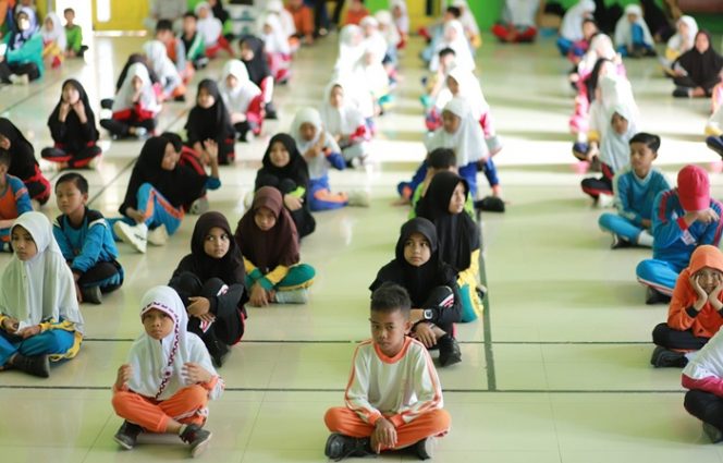
 Tingkatkan Kesadaran Kesehatan di Kota Solok, Pelatihan Senam Jantung Sehat untuk Guru dan Siswa SD Digelar