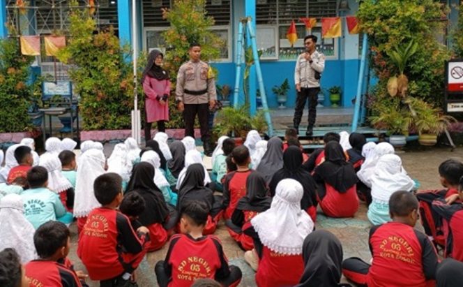 
 Terapkan Sekolah Aman Bencana, SDN 03 Kampung Jawa Gelar Simulasi Bersama BPBD Kota Solok