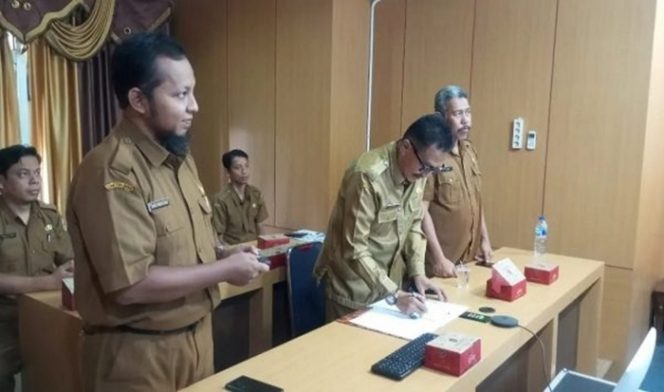 
 Kota Solok Menuju Smart City, Tandatangani Kesepakatan dengan Kementerian Kominfo