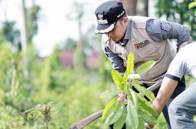 
 Peringati Hari Lingkungan Hidup Sedunia, Wawako Solok Pimpin Penanaman Pohon Bintaro
