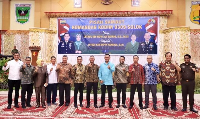 
 Walikota Hadiri Pisah Sambut Dandim 0309/Solok
