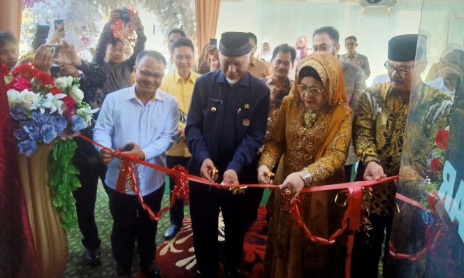 
 Tingkatkan Yankes Sumbar, Gubernur Mahyeldi Resmikan Layanan Jantung Intervensi RSUD M. Natsir Solok