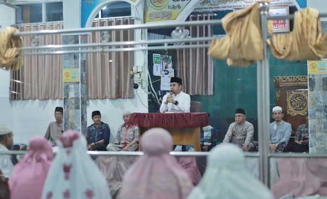 
 Sambut Tahun Baru Islam, Wawako Solok Hadiri Tabligh Akbar di Masjid Nurul Falah