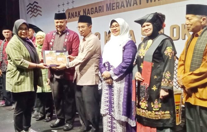 
 Rawat Warisan Budaya, Kota Solok Gelar Festival Galanggang Arang 2024 di Stasiun Kereta Api