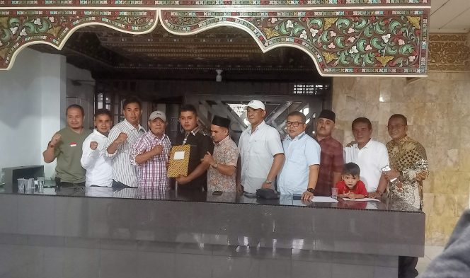 
 Ketua Tim Pemenangan Ajak Masyarakat Hantarkan Paslon JFP-Candra Mendaftar ke KPU