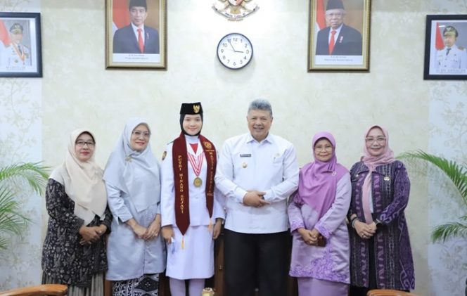 
 Walikota Solok Sambut Kedatangan Paskibraka Nasional Maulia Permata Putri