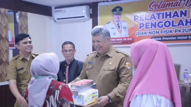 
 Disperindag Koperasi dan UMKM Kota Solok Beri Pelatihan Pengolahan Makanan pada Masyarakat