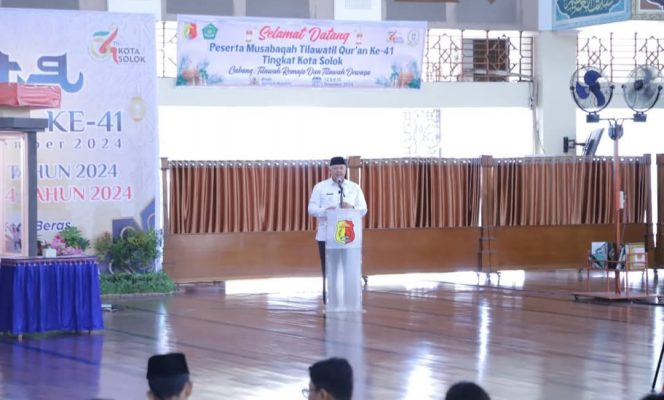 
 Walikota Hadiri Pembukaan MTQ Nasional ke-41 Tingkat Kota Solok