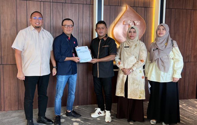 
 Gerak Cepat Atasi Blank Spot, Wabup Solok dan Kominfo Datangi Telkomsel
