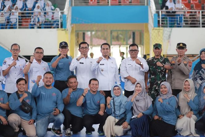 
 Wawako Solok Resmi Membuka Turnamen Futsal SMANTI CUP IV 2025