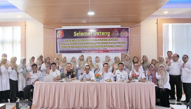 
 Terapkan Sistem Penerimaan yang Transparan dan Bebas Pungli, Pemko Solok Gelar Sosialisasikan SPMB