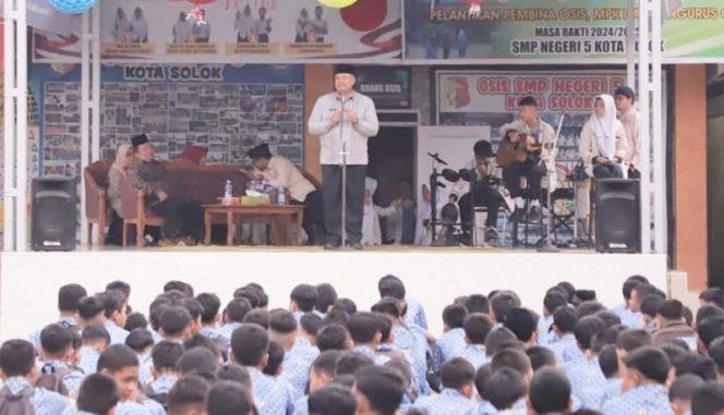
 Jelang Akhir Masa Jabatan, Melalui Kultum Walikota Solok Motivasi Siswa SMPN 5