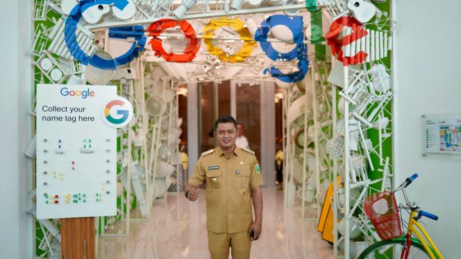
 Pemkab Solok Dorong Transformasi Pendidikan Digital, Bupati Hadiri Google Leader Series 2025